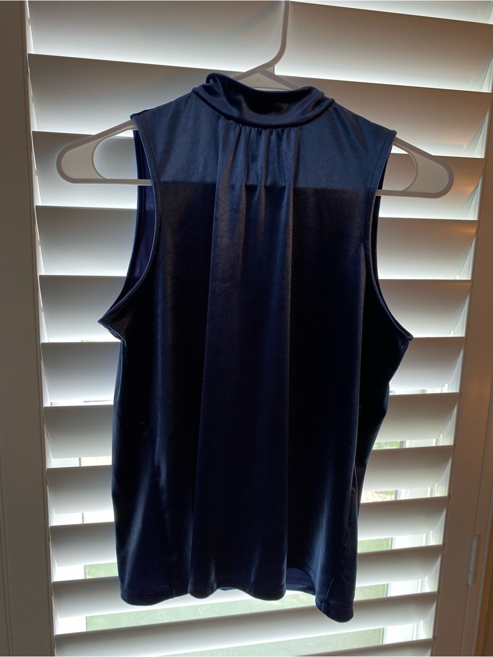 Banana Republic Light Velvet Sleeveless Tie back  Top in Navy